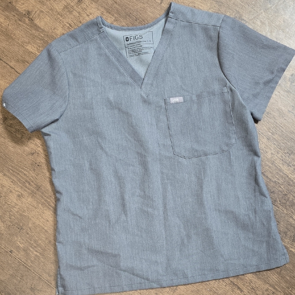 FIGS Gray Women's Scrubs Shirt Technical Collection Sz S‎